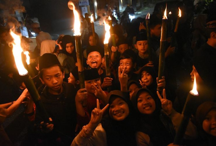 BERITA FOTO: Tradisi Pawai Obor Ramaikan Tahun Baru Islam di Bandung