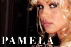 Sinopsis Pamela, A Love Story, Dokumenter tentang Pamela Anderson