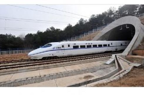 Tiongkok Jajaki Ekspor Kereta Supercepat ke AS