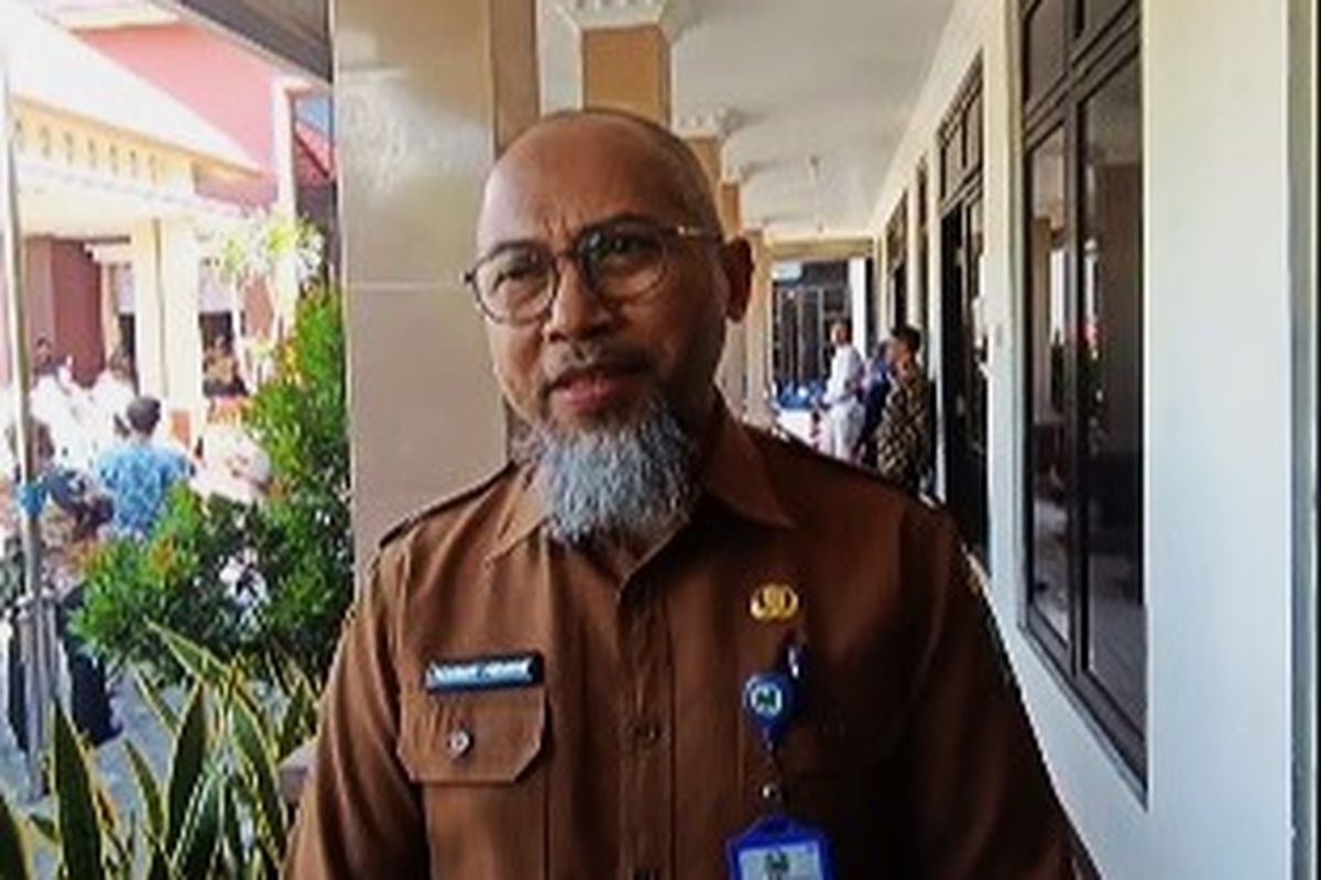 Kepala Dinas Kesehatan Kabupaten Magetan, Rohmad Hidayat. Warga Magetan enggan lakukan pemeriksaan gratis karena takut adanya temuan penyakit berat seperti kanker. 