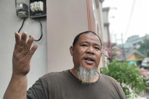 Cerita Eka, Merantau dari Jakarta demi Menjadi Marbot di Masjid Bersejarah Makassar