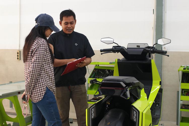 Tak Hanya Subsidi, Ini Cara Pemerintah Mendorong Adopsi Motor Listrik