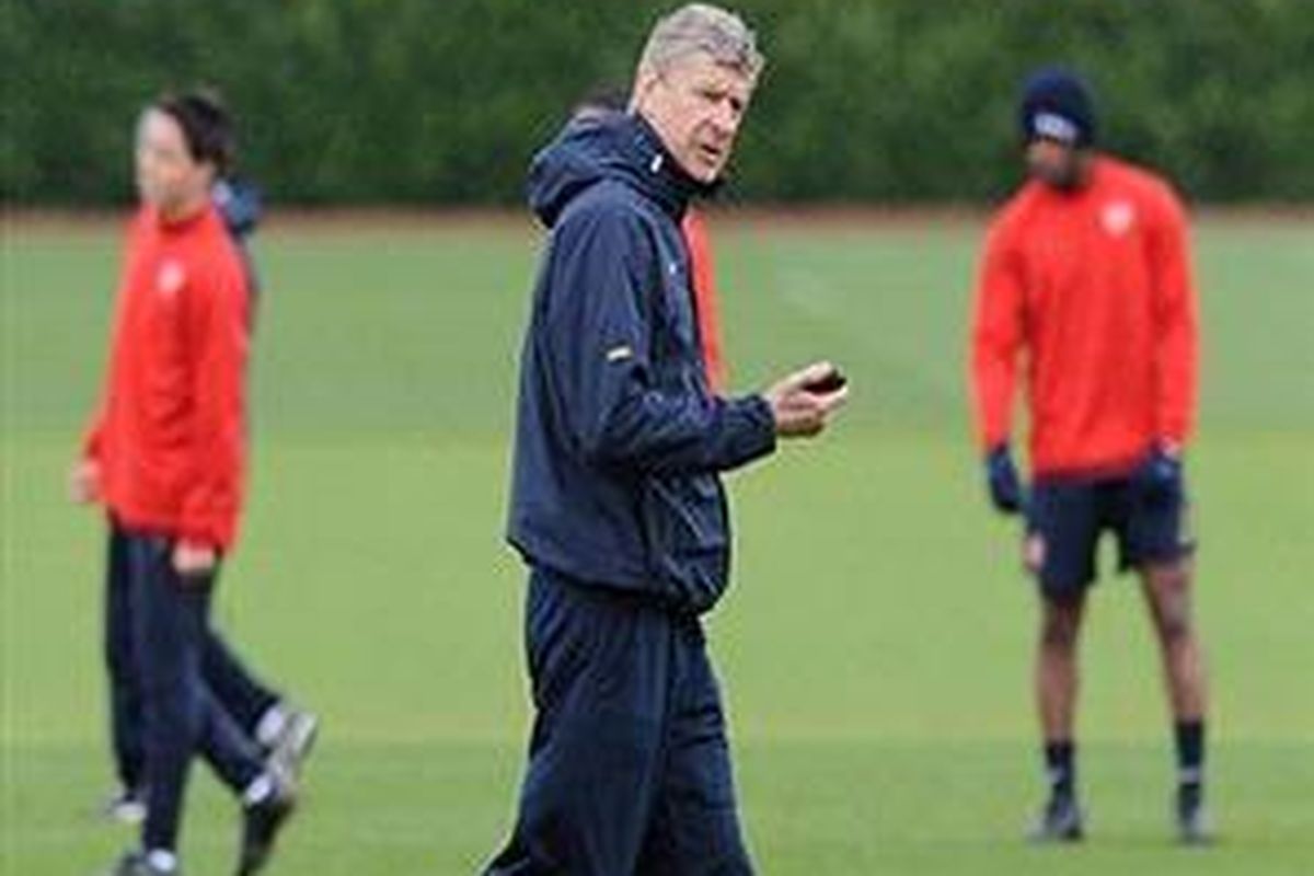 Arsene Wenger saat melatih Arsenal. Dia mengatakan, timnya siap menghadapi Celtic.