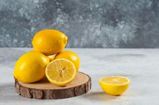 10 Benda di Dapur yang Bisa Dibersihkan Pakai Lemon dan Caranya