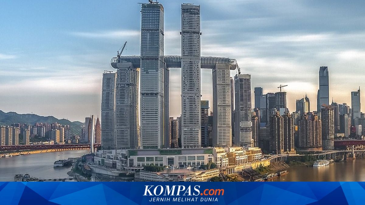 Akhirnya, Setelah 8 Tahun Raffles City Pun Dibuka