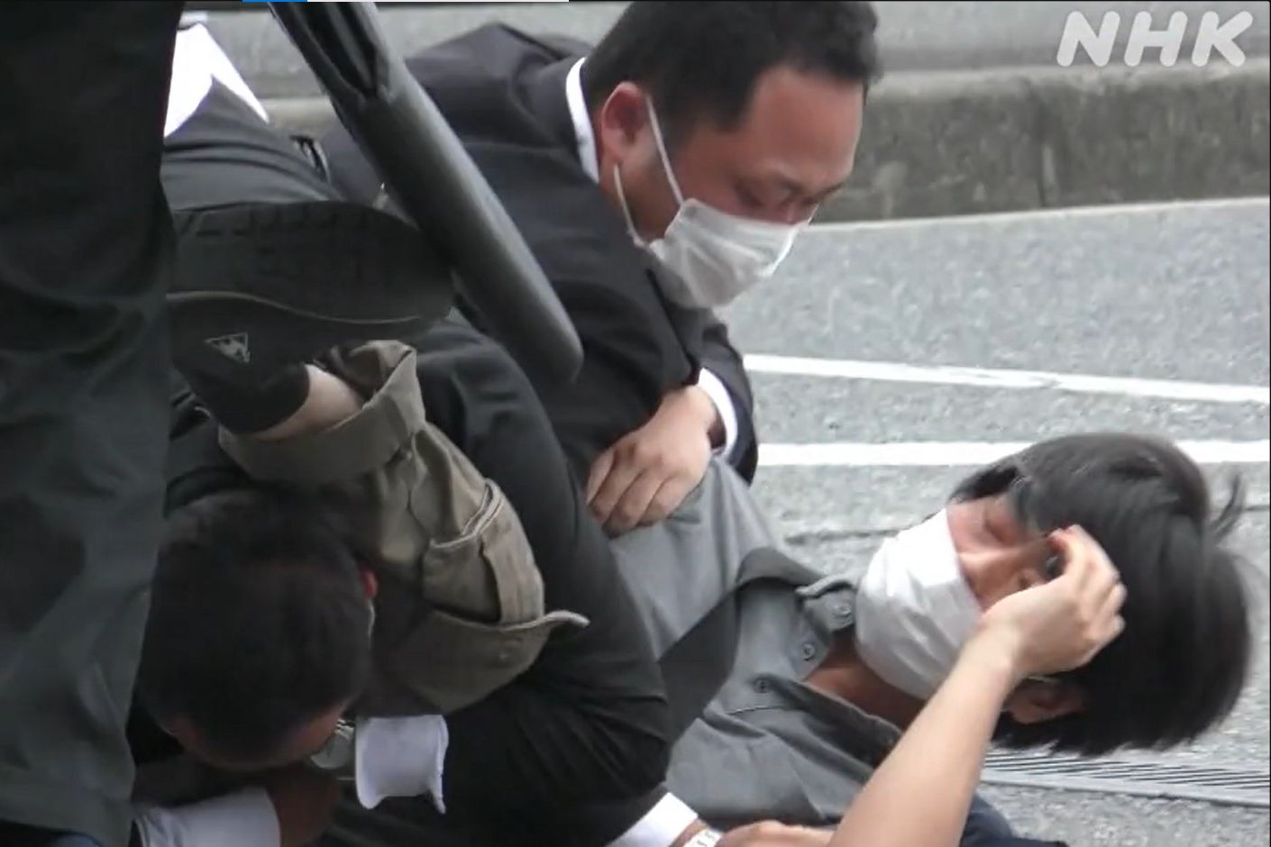 Penembak Shinzo Abe Dendam karena Ibunya Bangkrut, Ini yang Dikatakan