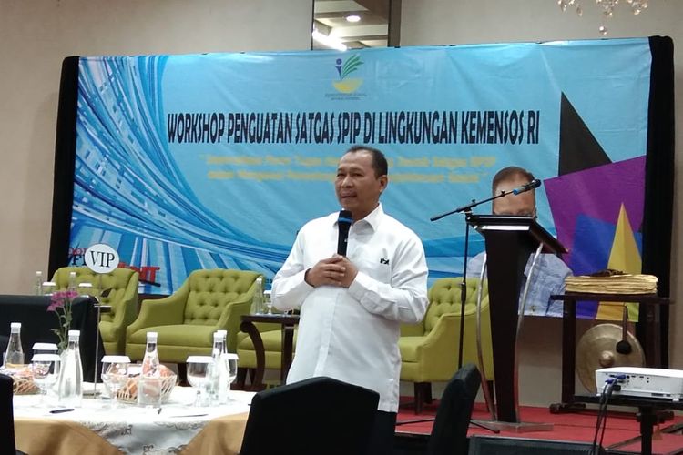 Inspektur Jenderal (itjen) Kemensos Dadang Iskandar saat memberikan sambutan dalam Workshop Penguatan Satgas SPIP di Lingkungan Kemensos, Senin (20/10/2019) hingga Selasa (22/10/2019).