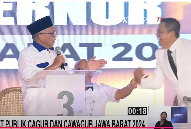 Momen Kocak Debat Pilgub Jabar: Syaikhu Salah Ajukan Pertanyaan, Ronal Beri Arah, Dedi Tertawa