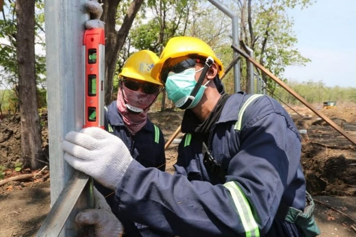 Direktur Utama Pertamina Rosneft Kadek Ambara Jaya mengatakan, perseroan berkomitmen menciptakan multiplier effect bagi masyarakat Tuban. Komitmen ini telah dilakukan sejak tahap land clearing. 