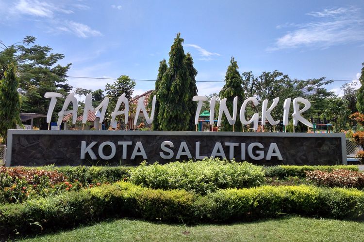Ilustrasi Taman Tingkir di Kota Salatiga, Jawa Tengah.