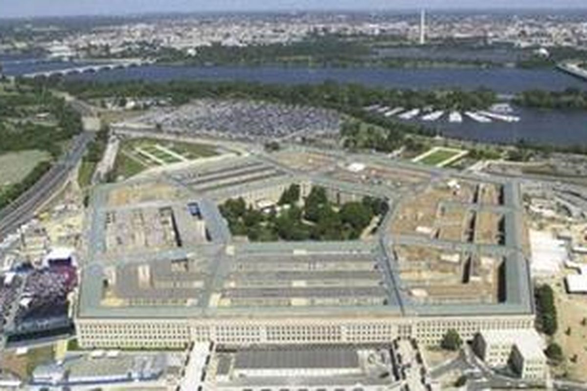 Kompleks Pentagon, AS.