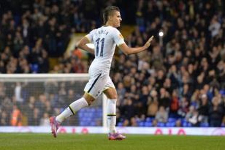 Gelandang Tottenham Hotspur asal Argentina, Erik Lamela.