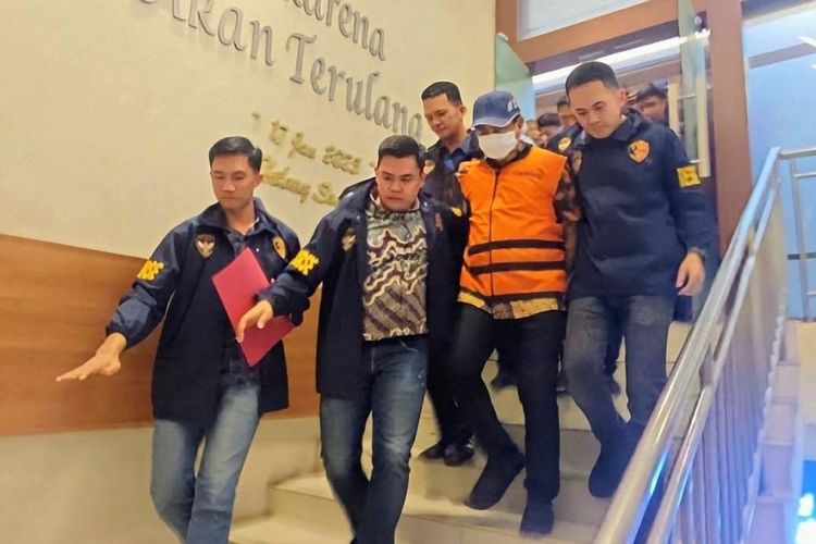 Kasus Sekda Lampung Tengah: Matinya Meritokrasi