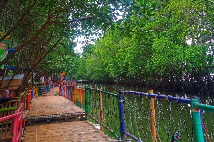 Tempat wisata bernama Sunge Jingkem Sembilangan di Kecamatan Tarumajaya, Kabupaten Bekasi (Facebook Sunge Jingkem Sembilangan).