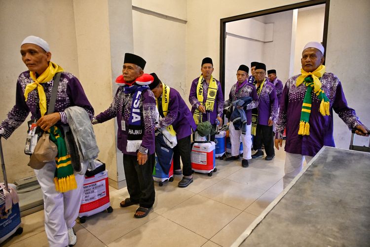 Jemaah Haji Kloter Pertama Berangkat ke Tanah Suci, Ini Sejumlah Faktanya