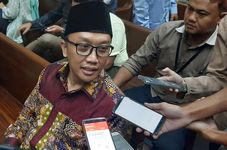 KPK Demands 10 Year Sentence For Disgraced Former Minister