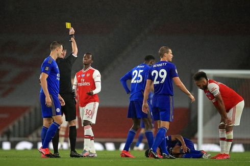 Arsenal Vs Leicester, Eddie Nketiah Kecewa dan Minta Maaf Kena Kartu Merah