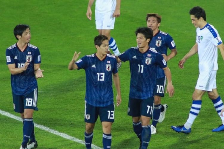 Timnas Jepang memastikan diri ke babak 16 besar Piala Asia 2019 sebagai juara Grup F seusai menang atas Uzbekistan, 17 Januari 2019. 