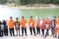 Berbagai Ikan Endemik Bangka Belitung Dilepas di Kolam Bekas Tambang
