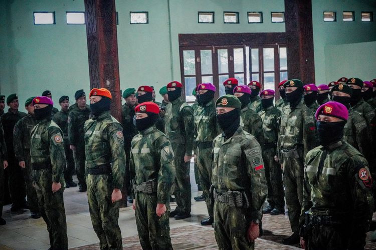 136 Prajurit TNI di Papua Terima Kenaikan Pangkat Luar Biasa