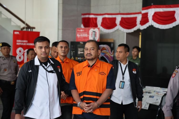 Bupati Pemalang Peras Anak Buah hingga Rp 1,98 Miliar untuk Suap Pegawai KPK