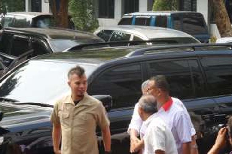 Ahmad Dhani di Polda Metro Jaya, Jakarta Pusat, Senin (6/6/2016).