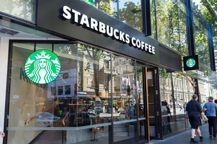 Starbucks Siapkan Layanan Drive-Thru Berbasis AI