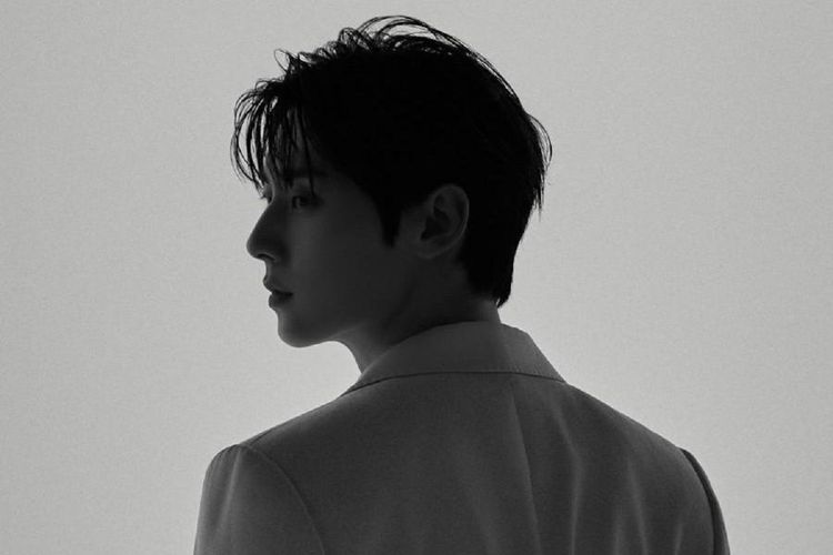 Penyanyi dan aktor asal Korea Selatan Hwang Minhyun akan menggelar konser mini di Jakarta pada 19 Agustus 2023.