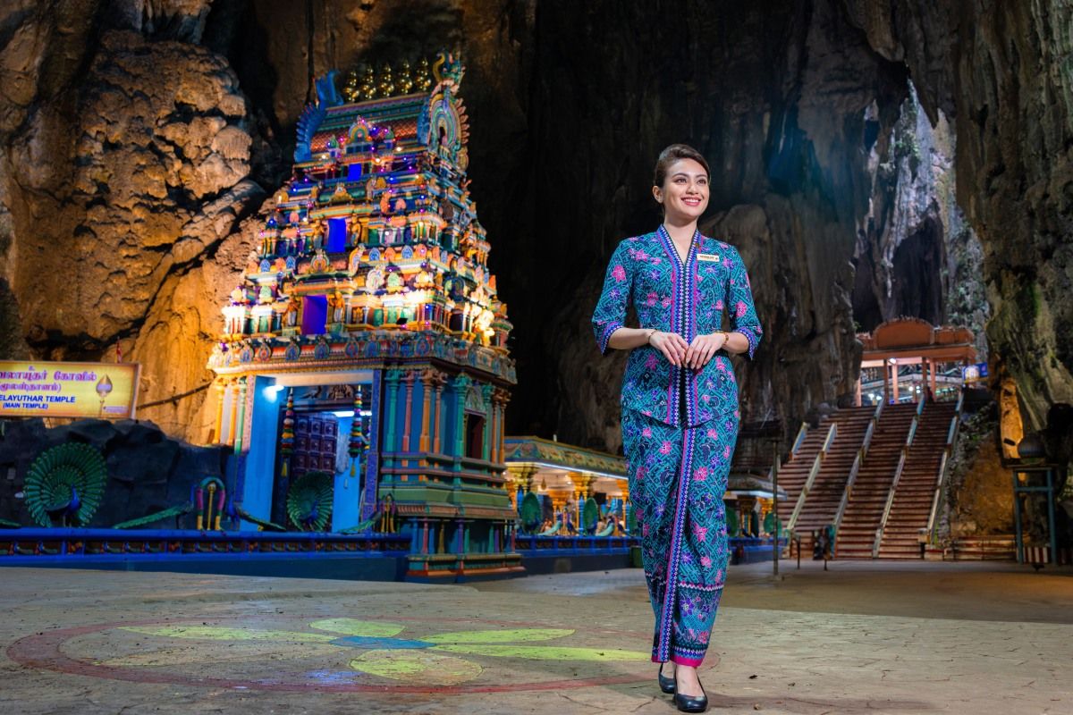 Batu Caves di Selangor menjadi salah satu destinasi ikonik Malaysia yang menawarkan perpaduan wisata budaya, religi, dan lanskap gua batu kapur.