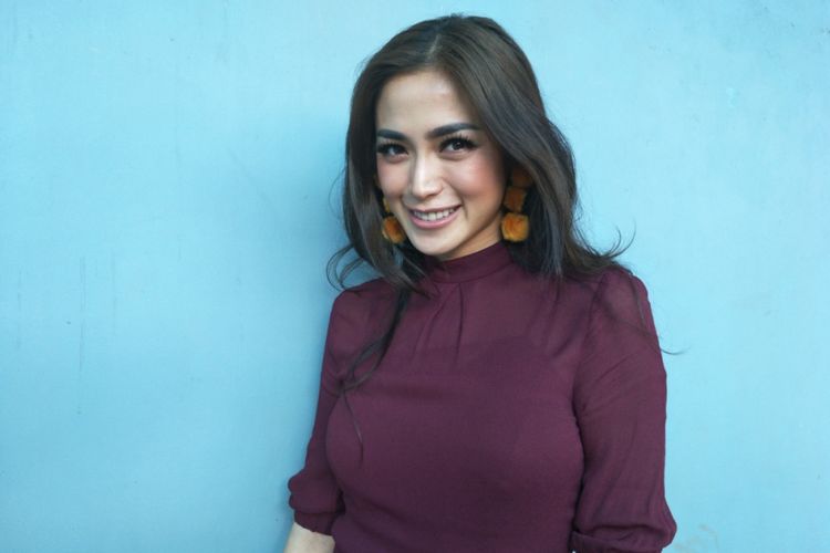 Jessica Iskandar diwawancara di Studio TransTV, Mampang, Jakarta Selatan, Rabu (31/1/2018).