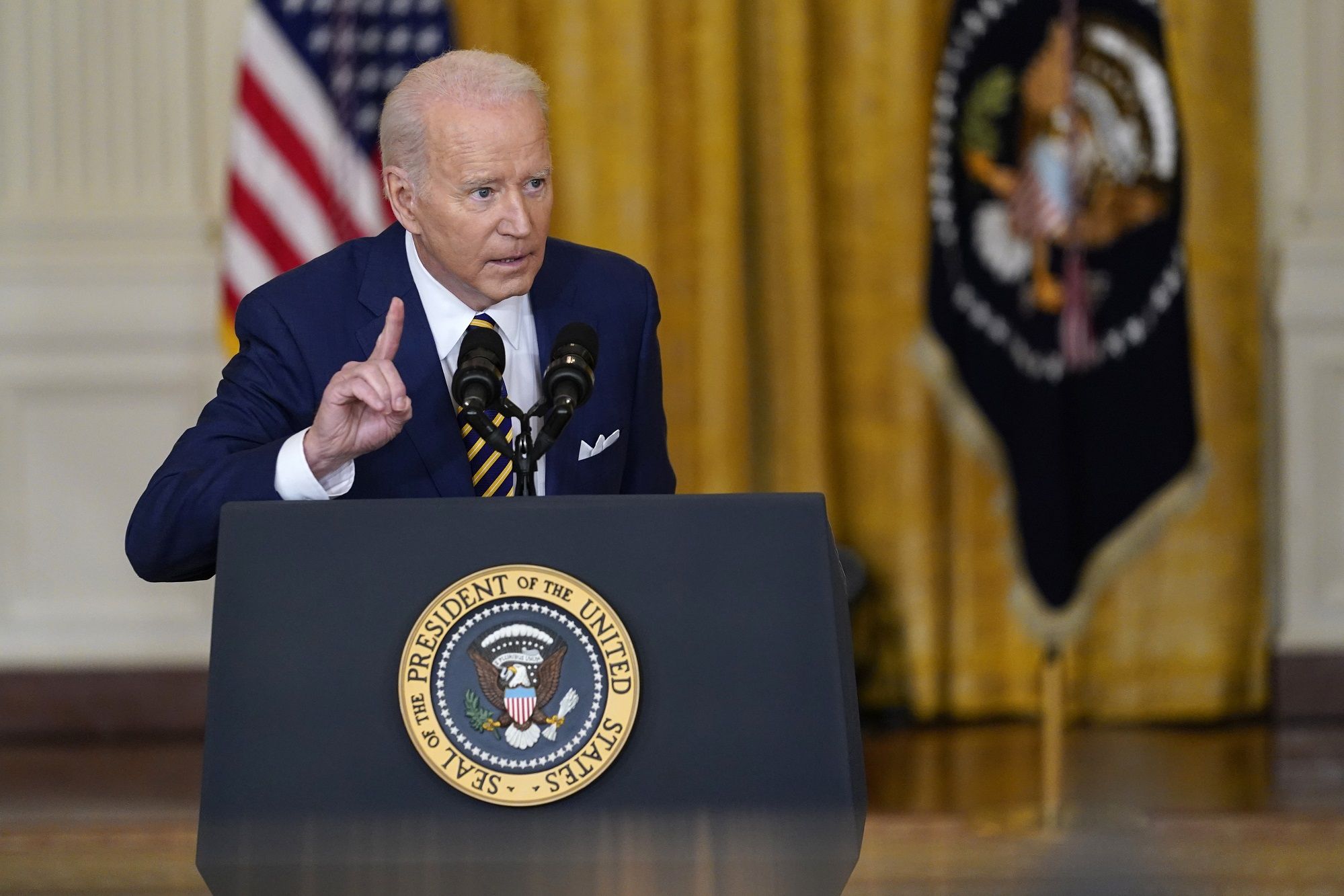 POPULER GLOBAL: Biden Desak Warga AS Tinggalkan Ukraina | AS Jual Peralatan Militer ke Indonesia