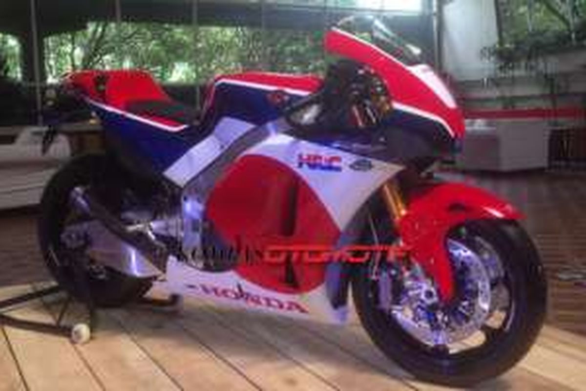 Honda RC213V-S dengan serial nomer 070.