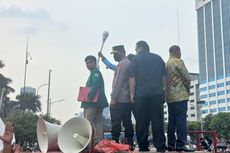 Temui Massa Aksi BEM SI, Kapolri dan 3 Wakil Ketua DPR Naik ke Mobil Komando
