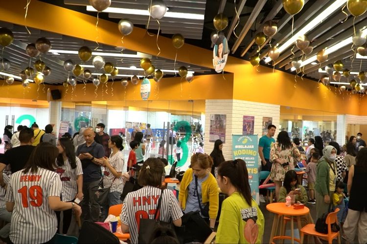 Rockstar Academy telah melakukan soft opening pada cabangnya yang berlokasi di 23 Paskal Shopping Center, Bandung, Jabar, Sabtu (1/7/2023). Sedikitnya, 450 anggota aktif telah mendaftar tiga bulan sebelum pembukaan berlangsung.