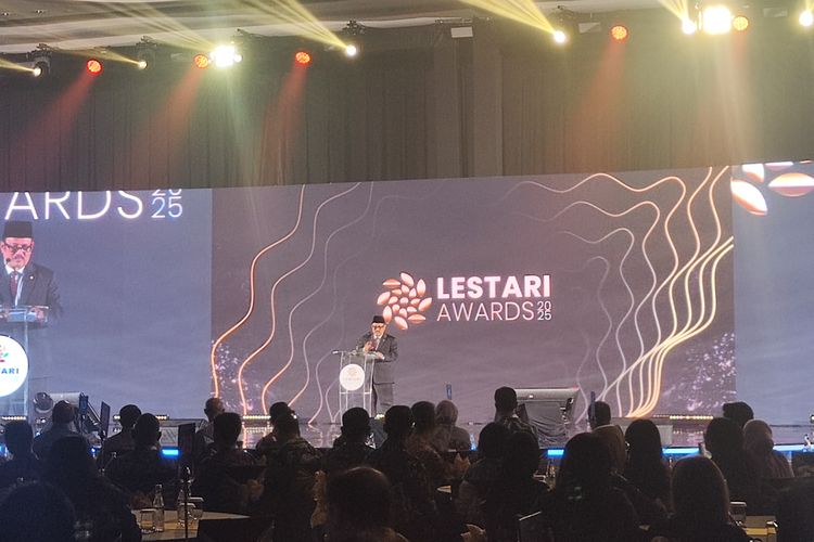Rachmat Pambudy dalam pembukaan Lestari Awards 2025.