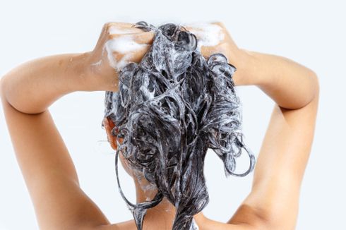 Keramas Tanpa Sampo Disebut Bisa Membuat Rambut Lebih Sehat, Benarkah?