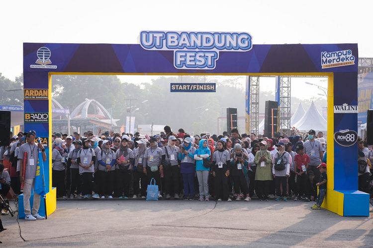 Universitas Terbuka (UT) Bandung menggelar UT Bandung Festival 2023 dalam rangka memeriahkan Dies Natalis ke-39.


