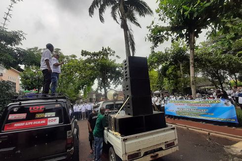 Ratusan Perangkat Desa di Gunungkidul Gelar Demo: Pak Jokowi, Tolong Kami