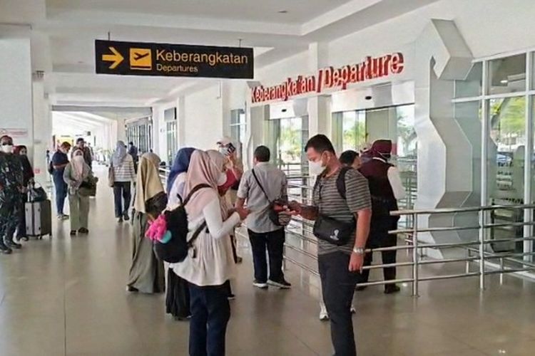 Bandara Radin Inten II Kembali Beroperasi, Hasil Paper Test Negatif Abu Vulkanik