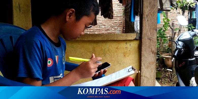 Cerita Jonathan Belajar Online, Jual Pempek demi Beli Kuota Internet