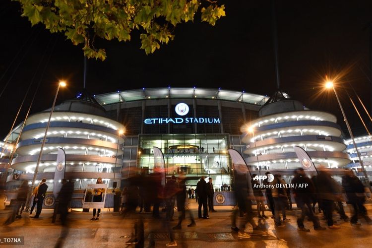 Ilustrasi kandang Manchester City, Stadion Etihad.