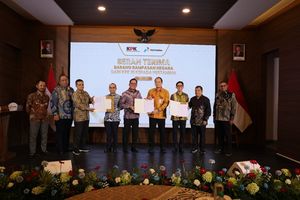 KPK Serahkan Aset Rampasan Negara Rp 27,6 Miliar ke Pertamina