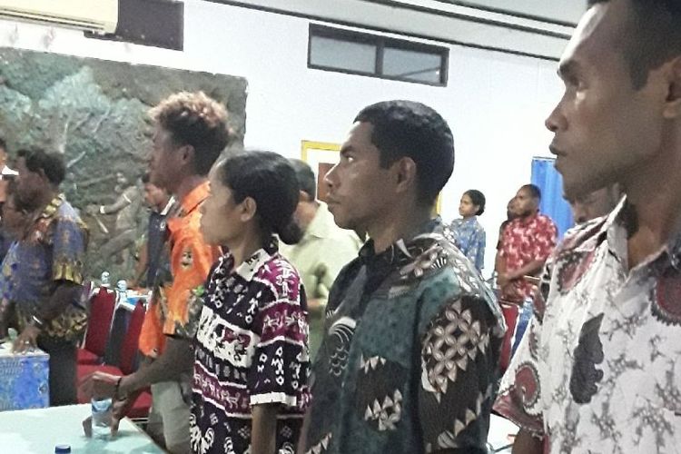Pemerintah Kabupaten Biak Numfor, Papua melalui Dinas Koperasi Usaha Kecil Menengah (Diskop) akan membantu pengurusan NIB bagi pelaku UMKM OAP.