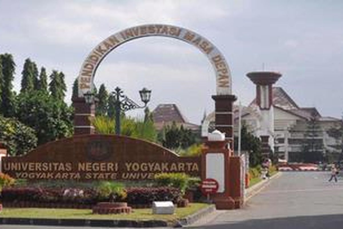 Kampus Universitas Negeri Yogyakarta - Kampus Universitas Negeri Yogyakarta di Jalan Colombo, Sleman, DI Yogyakarta, Rabu (25/7/2012).   