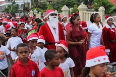 Ribuan Warga Manokwari Ikut Parade Sinterklas 