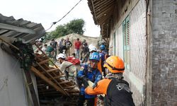 Tiba di Lokasi Gempa Cianjur, Dompet Dhuafa Lakukan Evakuasi hingga Dirikan Dapur Umum