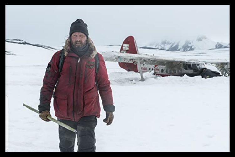 Aktor Mads Mikkelsen dalam film Arctic (2018).