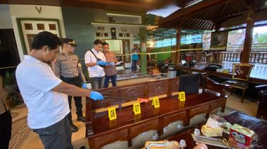 Kronologi Kades di Lumajang Dibacok Sekelompok Orang, Awalnya Dikira Tamu