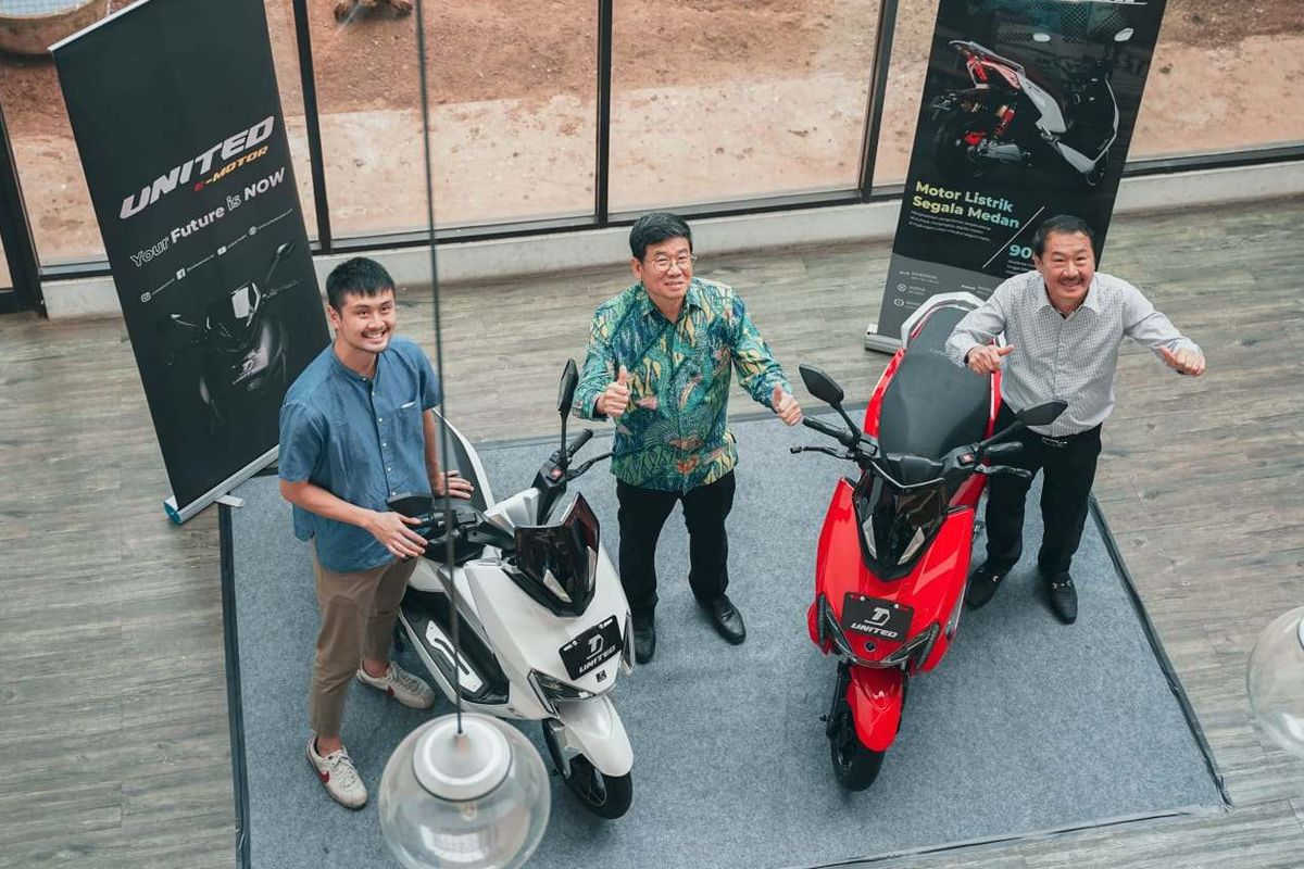 United E-Motor buka 34 store di kota-kota besar