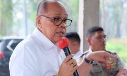 Junimart Girsang Salurkan Bibit Bawang Merah, Pupuk, dan Alsintan untuk Warga Kabupaten Dairi